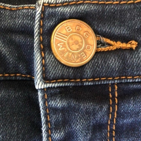 BDG Classic Denim Wash Twig Mid Rise Jeans size 30 - Picture 5 of 8